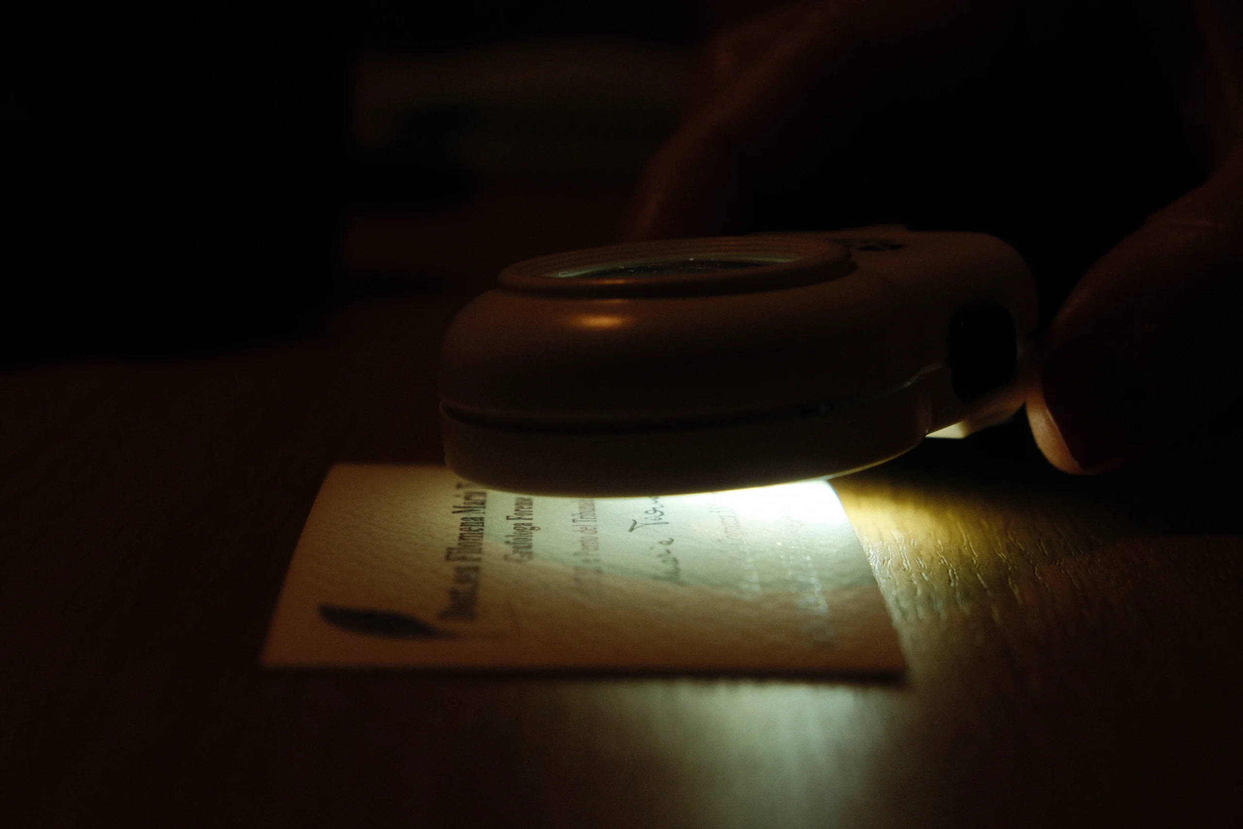 lente ingrandimento a luce led 4 scaled